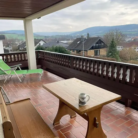 Homestay Wohngemeinschaft Mit 3 Privaten Zimmern, Jedes 2 Betten