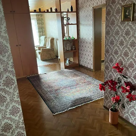 Wohngemeinschaft Mit 3 Privaten Zimmern, Jedes 2 Betten Homestay Homberg (Schwalm-Eder)